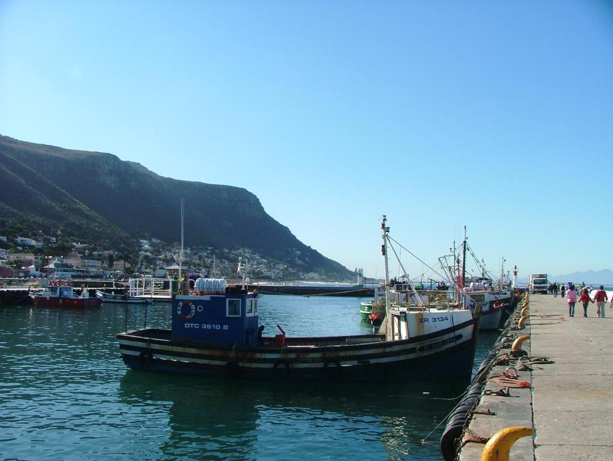 Ferienwohnung Porcupine Walk Simonʼs Town Exterior foto